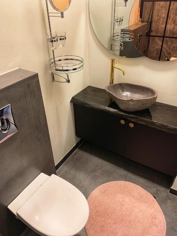 Broncks Apartment 5 - Modern 2-Bedroom In The Heart Of Torshavn Luaran gambar